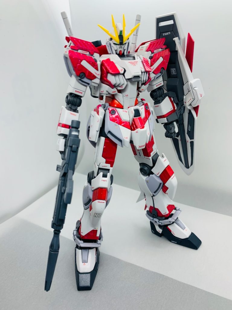 ナラティブガンダムC装備–2枚目/制作者：ふみふみ