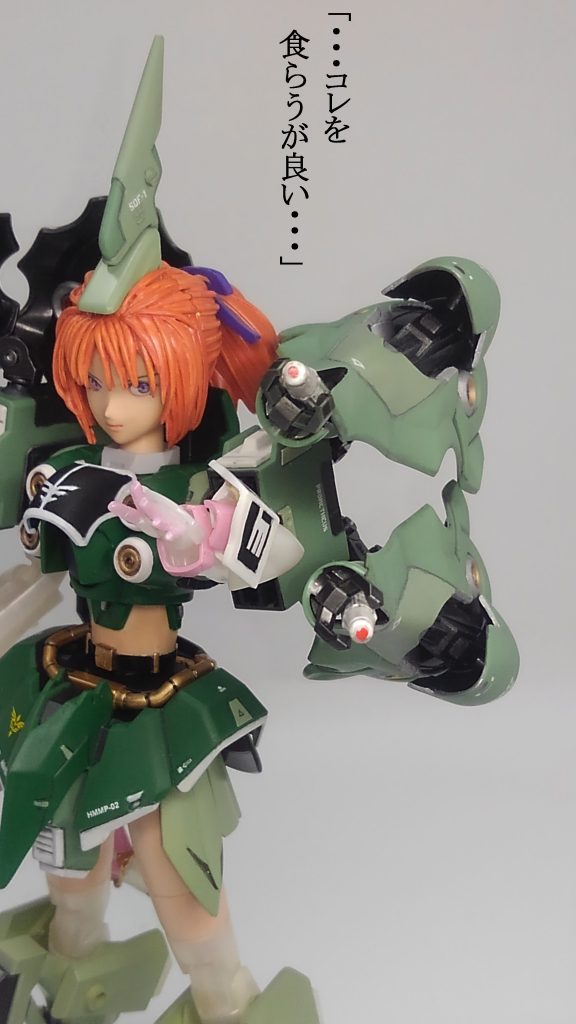 分かり辛いですが、ガチ切れのマリーダさん。ファンネルミサイル発射準備完了。