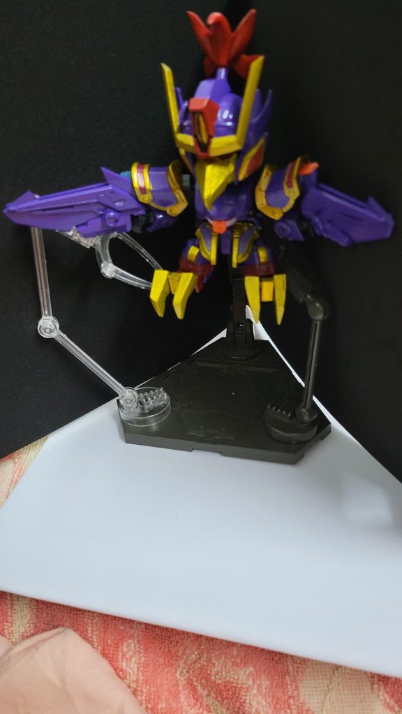 第三型態（怨怒迦樓羅形態）因為過度使用蚩尤記憶體引發的後遺症令身體特變成為巨大的鳥型魔物（跟過度使用記憶體的後遺症因之華雄沒有辦法變返原狀，在外傳中最可悲的棋子敍述：（名揚的暗部劊子手最後竟淪為瘋狂科學家的實驗品）