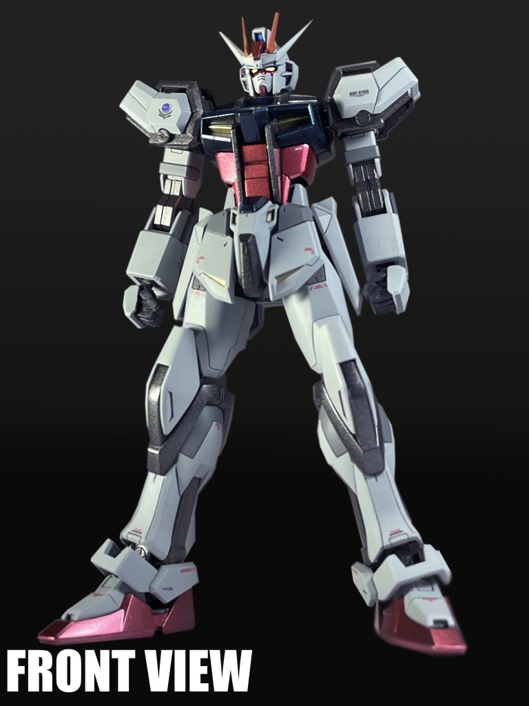 GAT-X105 ストライク(再生機)『アクタイオン・プロジェクト』に基づき再生産された「GATX-105 ストライク」 基本設計や武装類は¨オリジナル¨を踏襲しているものの、新規に搭載されたパワーエクステンダーにより機体色は暗色化している。搭乗者は地球連合軍第81独立機動群「ファントムペイン」ホアキン中佐指揮下の特殊戦MS小隊に所属するスウェン・カル・バヤン中尉。