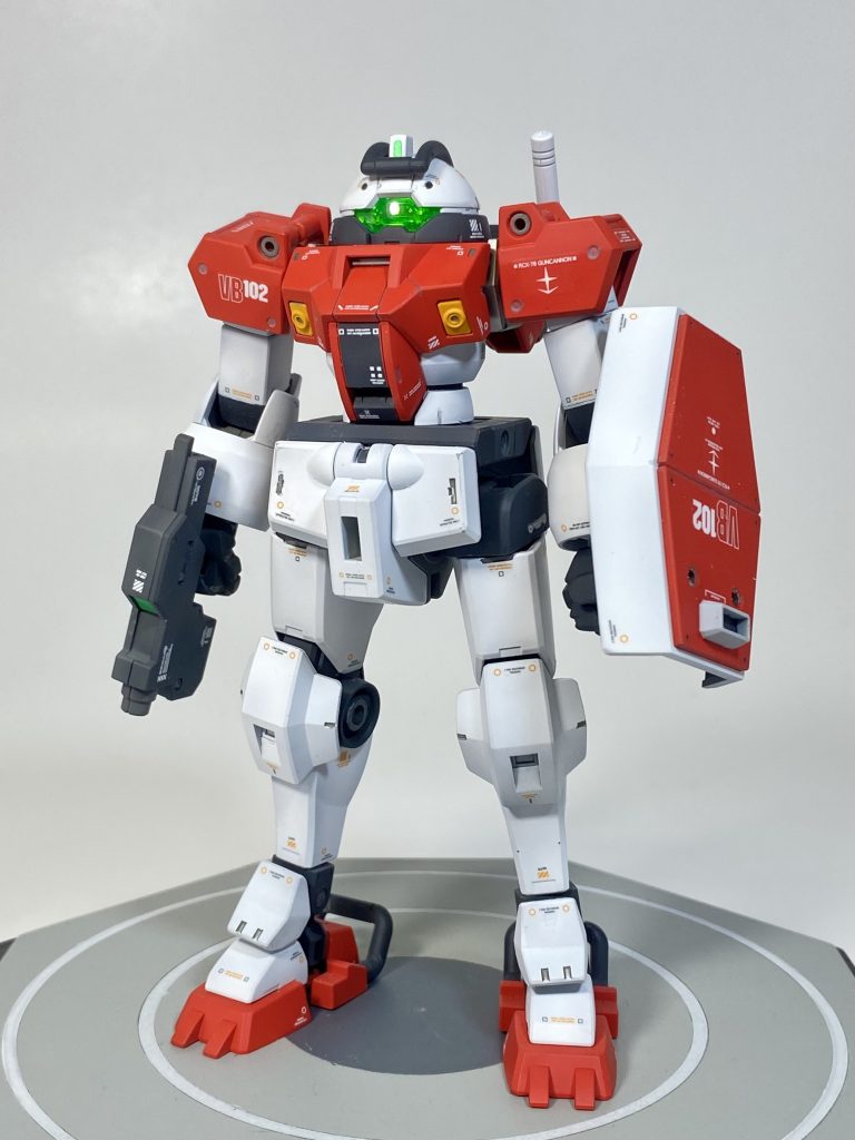 艶消しトップコート吹いて完成!!非常に作り易いく完成度の高いキットでした。価格もお手頃で何よりカスタマイズが楽しいキットです。ちょっと品薄ですがまた手に入ったらバリエーション機作りたいですね。これにて解析終了です。御覧頂きありがとうございました。