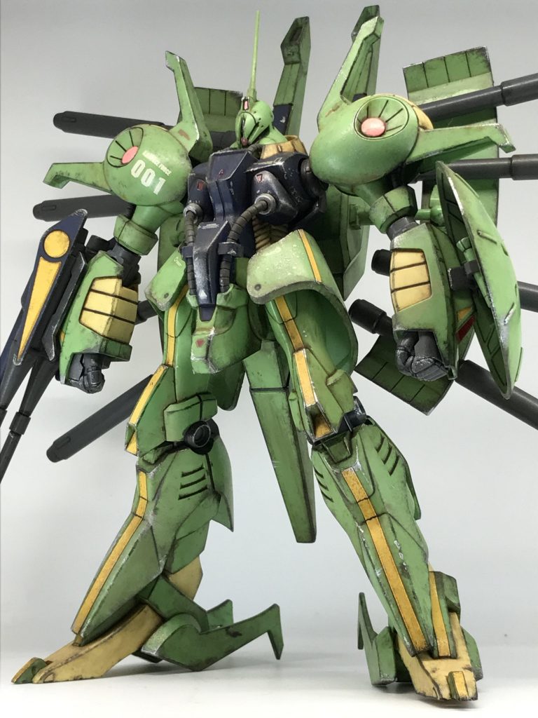 なぜかギャンだけやたら複数の方にお気に入り登録されている…謎です🤔しかもプロフ写真や作品も設定されてない方ばかりなので、たぶんウェザリング経験のないビギナーの方なのかな?と勝手に予想だとしたらとても嬉しいですね