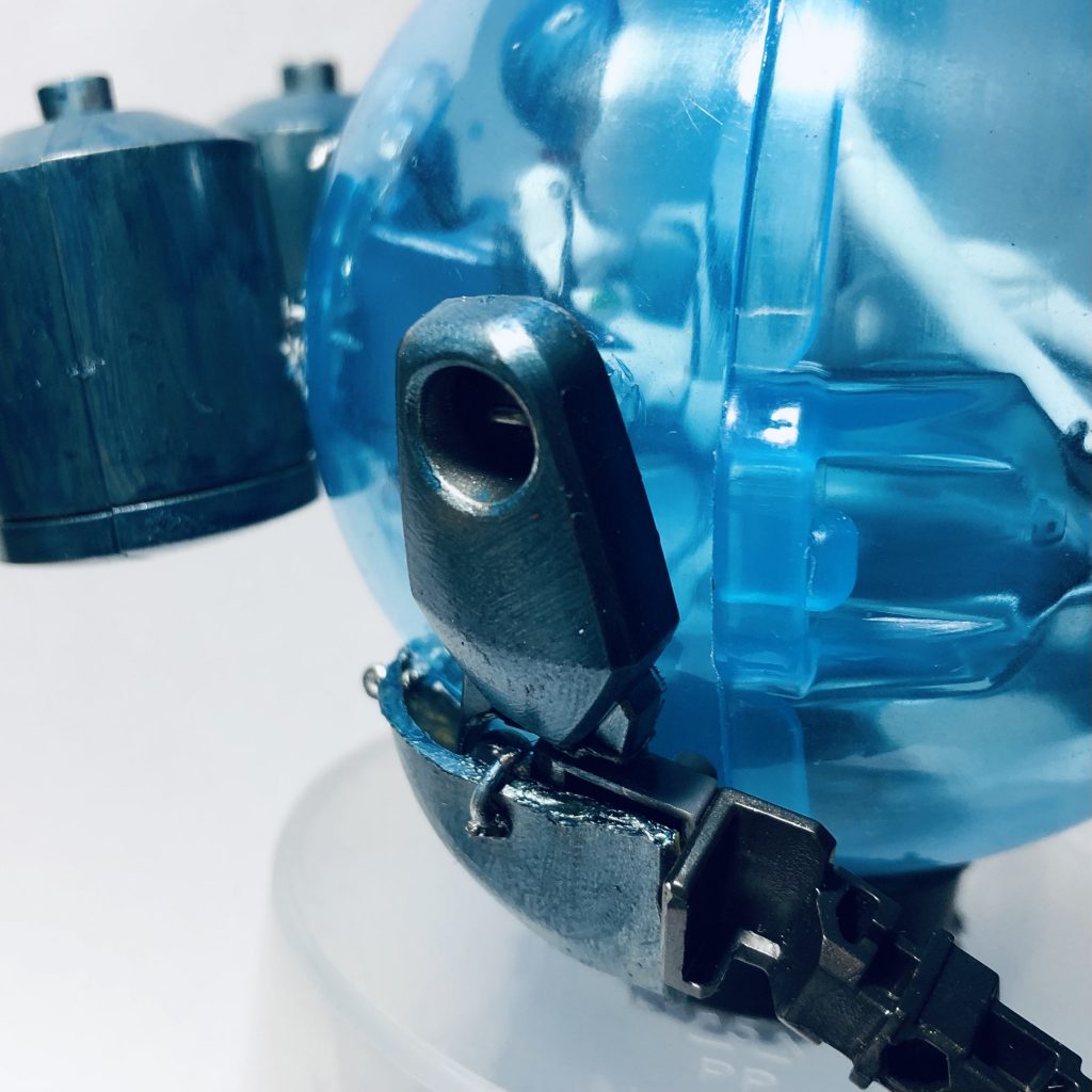 ③肩の部分も同じくカラミティガンダムから引っ張ってきてます