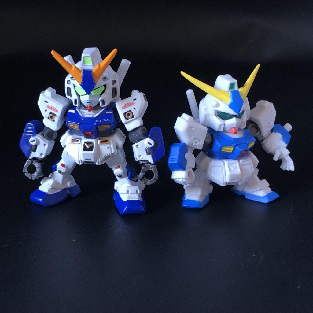 足を延長し背を高くしています。