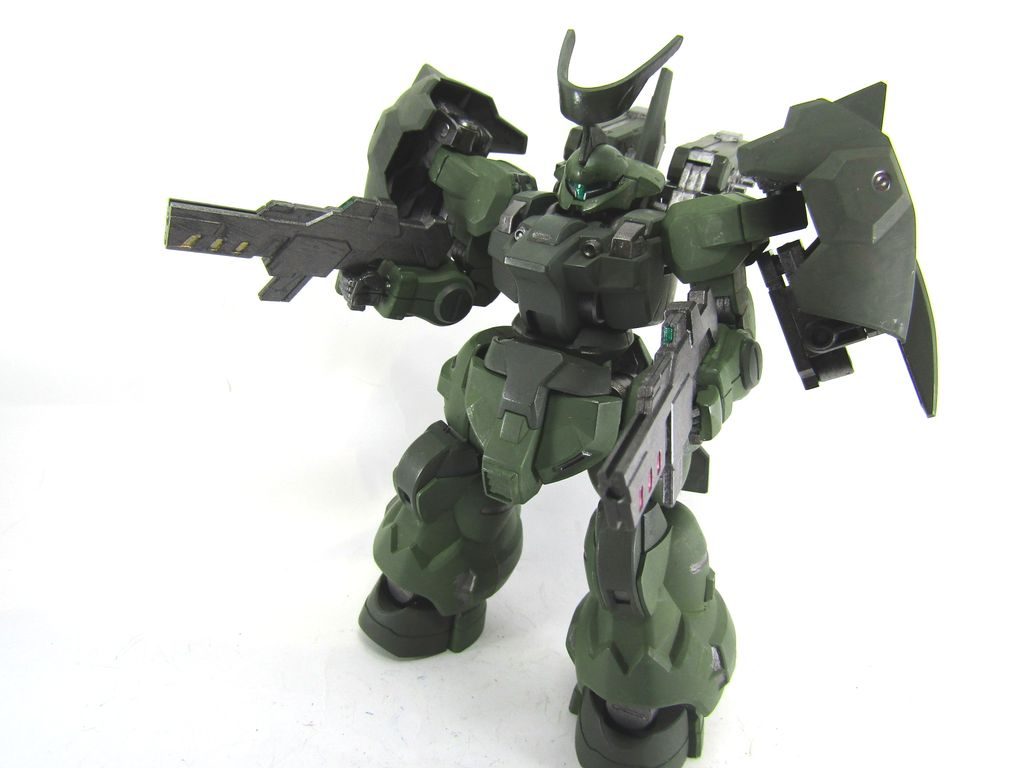 基本は射撃戦闘型です。