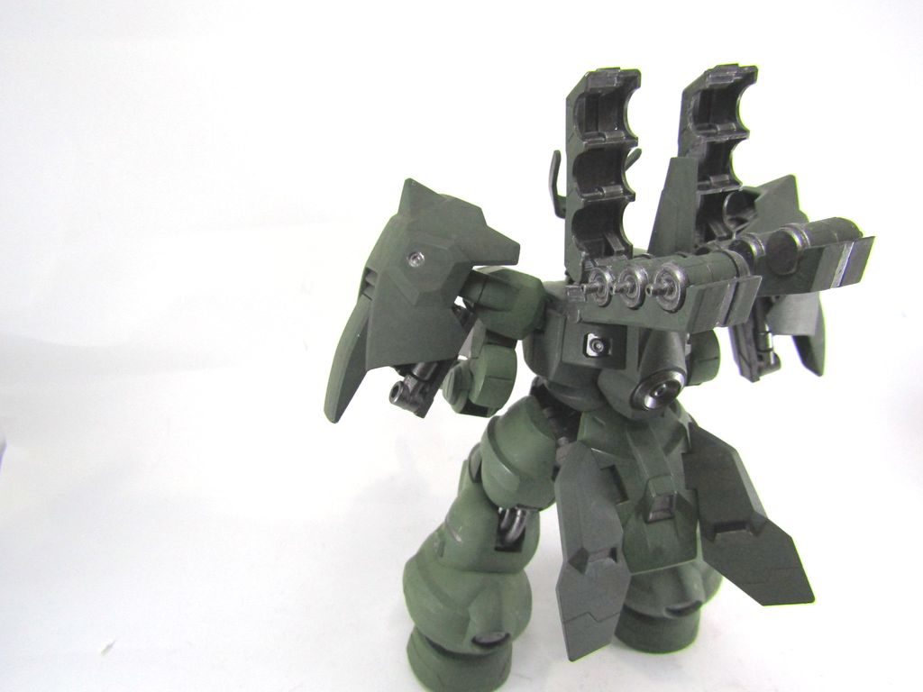 クイン・ディランザ–4枚目/制作者：Edmond.Tama