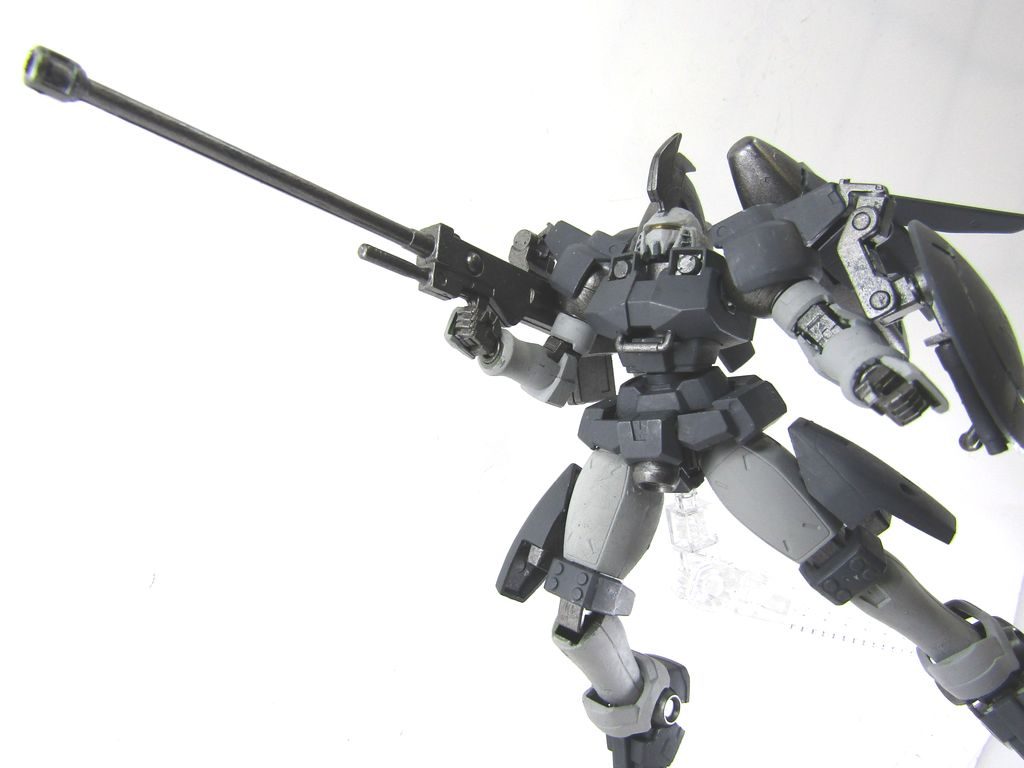 LEOカスタムでした。ガンダムWではトールギスとヘビーアームズがシンプルに好きです。