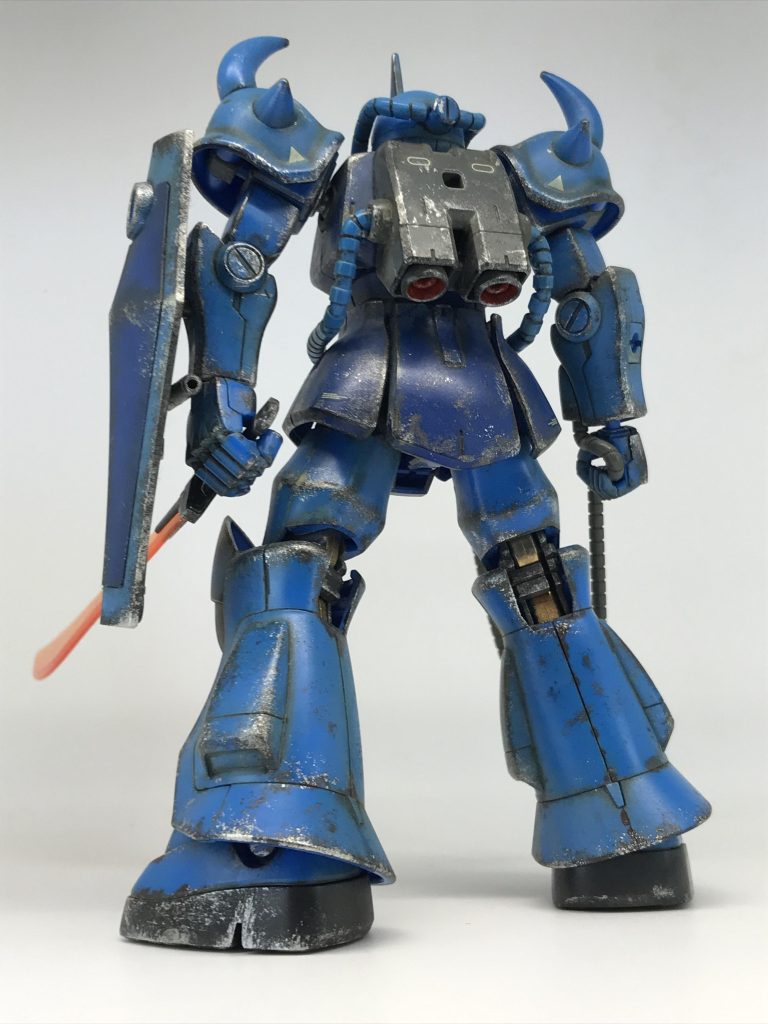 濃い青の成形色はウェザリングが映えないですねぇ…と言うか私のレベルではカッコ良く汚せない…汚しが上手くいかなく、色々試してどんどん汚くなっていく反面教師作品www