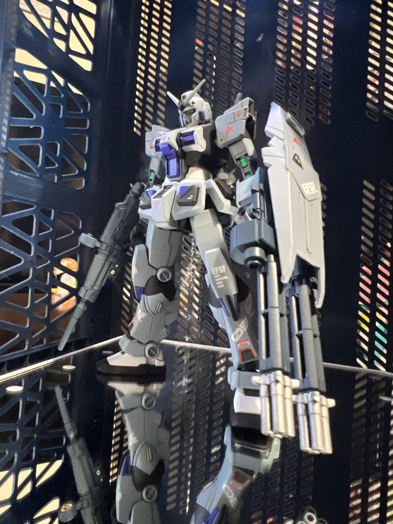 お気に入りのガトリングシールドver.MAを持たせております。