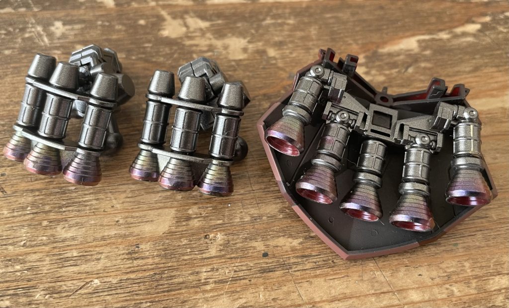 スラスター、実際にはこんな感じです。