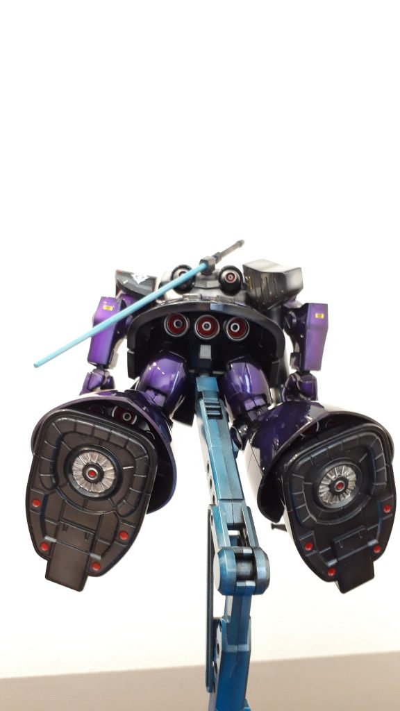 バーニアの中やホバーのファンも塗り分けました。