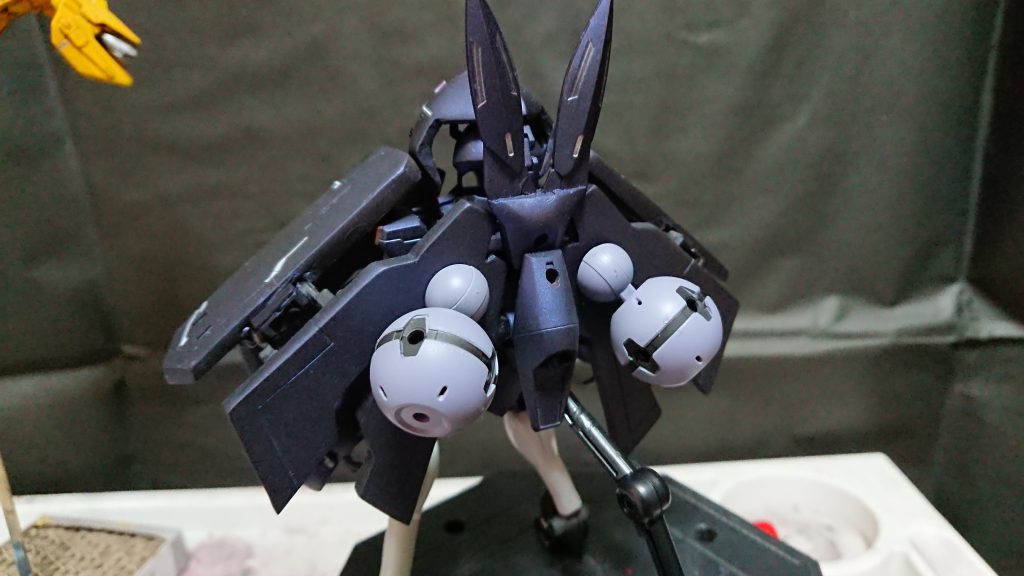 背中ノンキネクティックポッドもそのまま