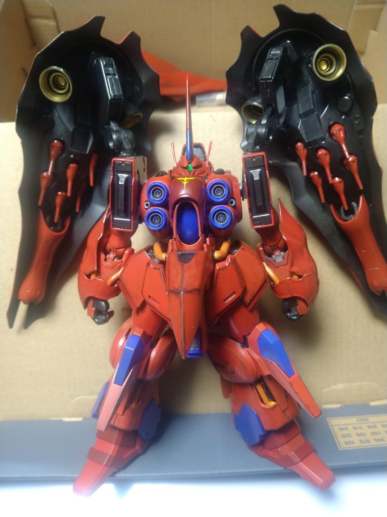 暗色からの色替えのためムラになってしまい要所を汚しで誤魔化しです。初汚しなので大目に見てください。