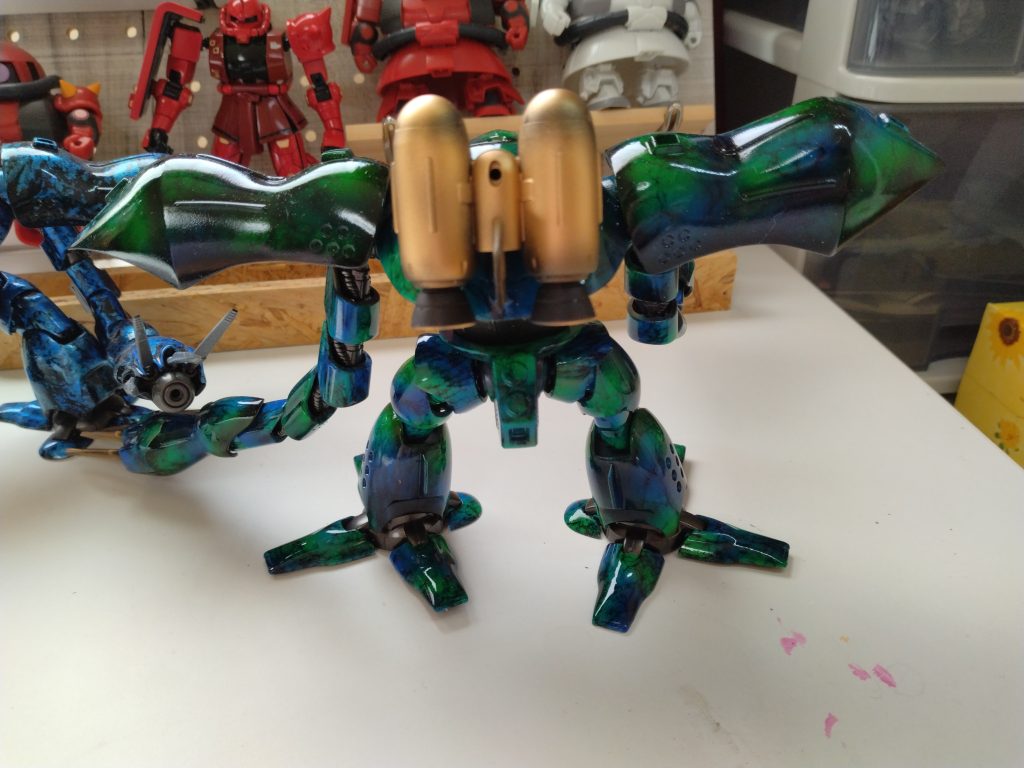 バックはこんな感じです。