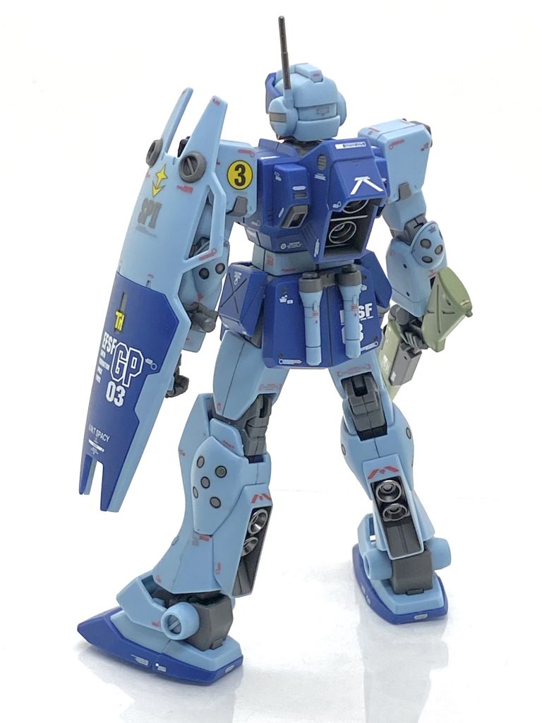 塗装箇所とカラーレシピ各部バーニア、75ミリスナイパー・ライフル、ブルパップ・マシンガン先端、アンテナ→(ガイア)フレームメタリック(1)各メカ部、ライフル本体、シールド裏等→(クレオス)RLM75グレーバイオレット75ミリスナイパー・ライフルグリーン部→(ガイア)ライトグリーン