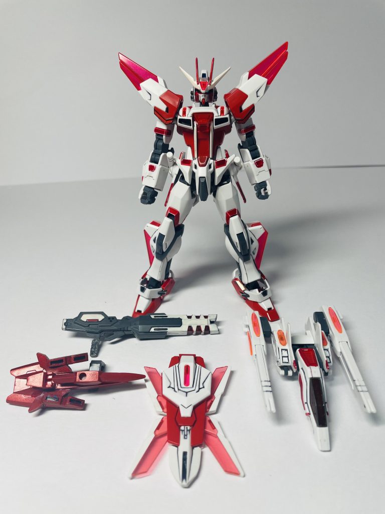 フライトチャージガン、フライトブースター、GNチャージソード、UCチャージシールド