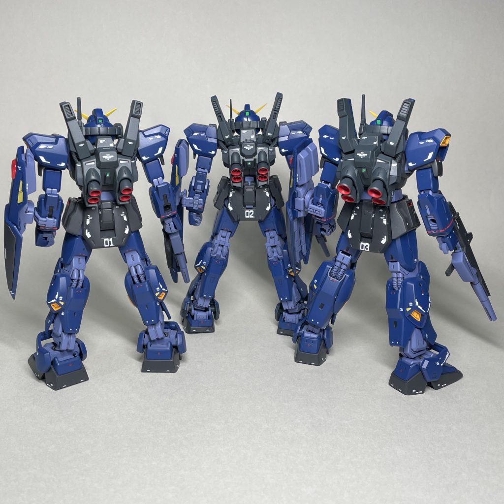 RG、リバイブHGUCと並べて うしろ