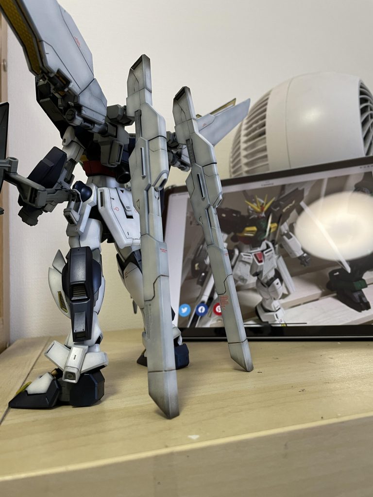 MG ガンダムダブルエックス（再塗装）–3枚目/制作者：Libra1022