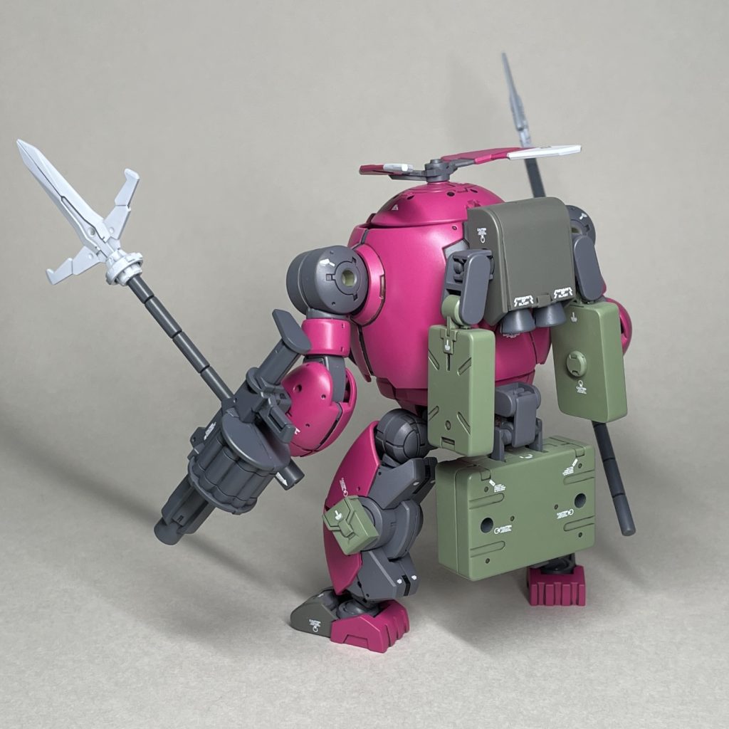 放浪時 うしろ 荷物をたくさん持たせました。グエルのために用意された機体には槍が装備されているので、30MMの槍を持たせています。