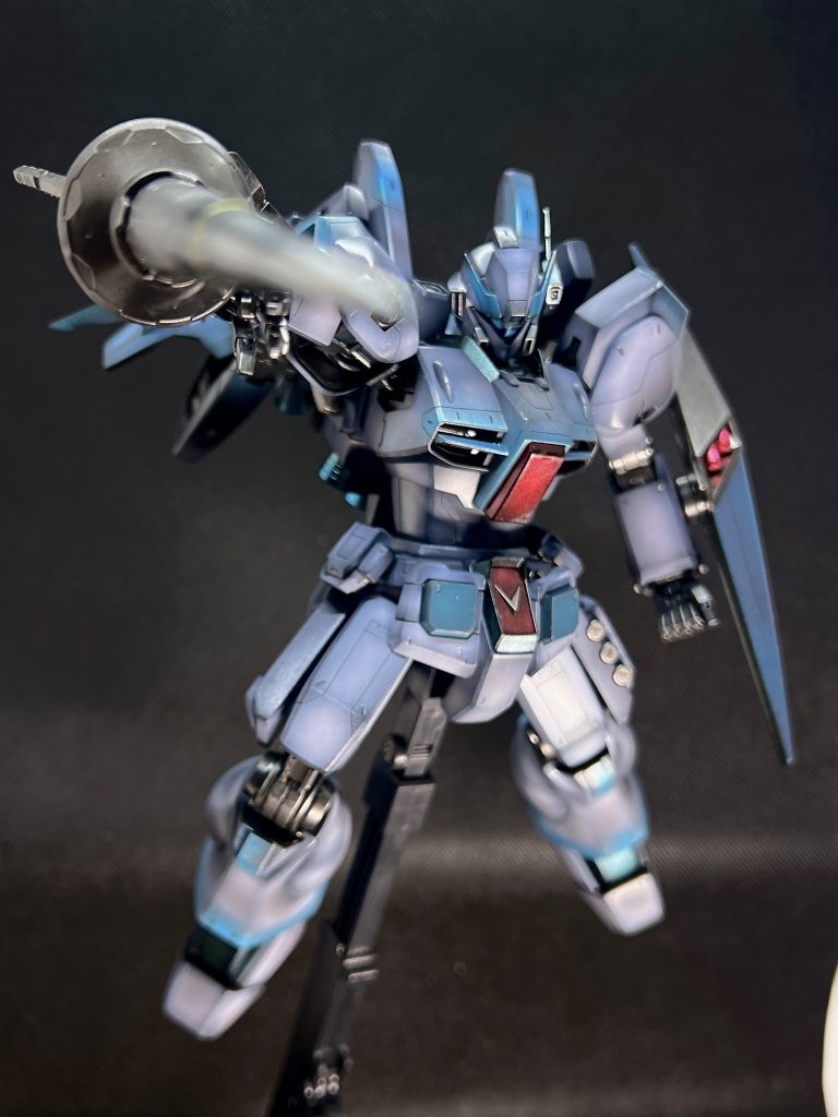 武装にはランサーを、フロントスカート、サイドスカートはガンダム3.0から移植。  