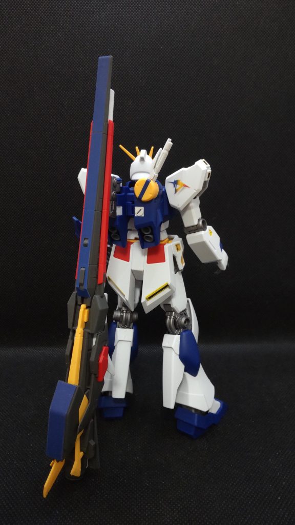 今回、はじめて新発売になったプレミアムトップコートUVカットの瓶を使ってつや消しにしたんですが…良いですね、これ。今後は基本これ使おうっと。