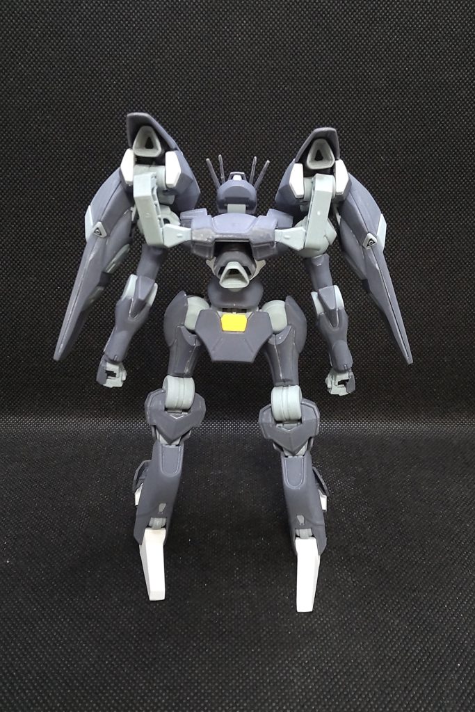 ただ…完成を急いだからか、使い慣れてないからか、UVカットスムースクリアーつや消し(瓶)を吹いたんですが、ところどころ白いのが(;´Д`)何が原因だろう…