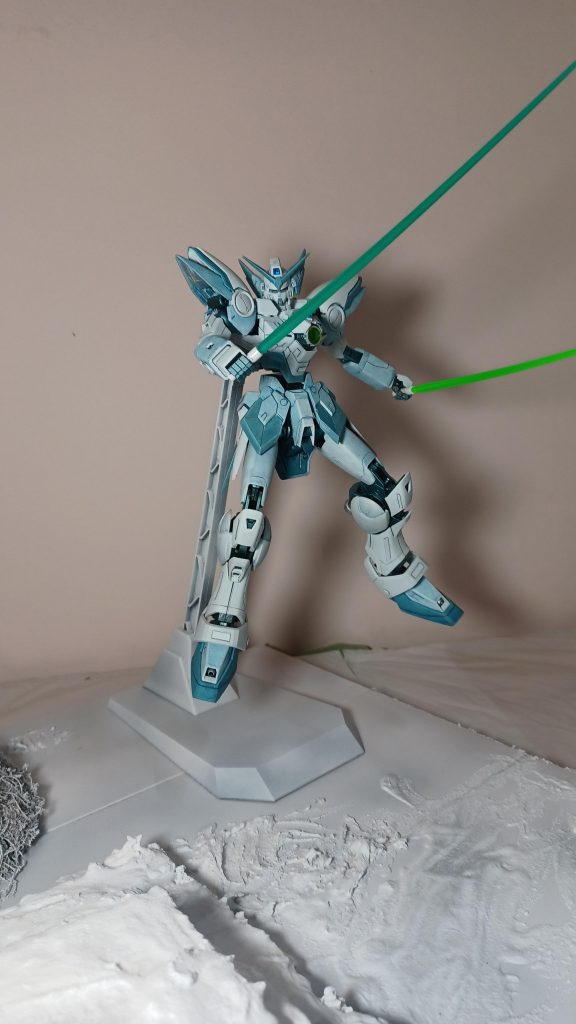 軽装で、近接戦❗