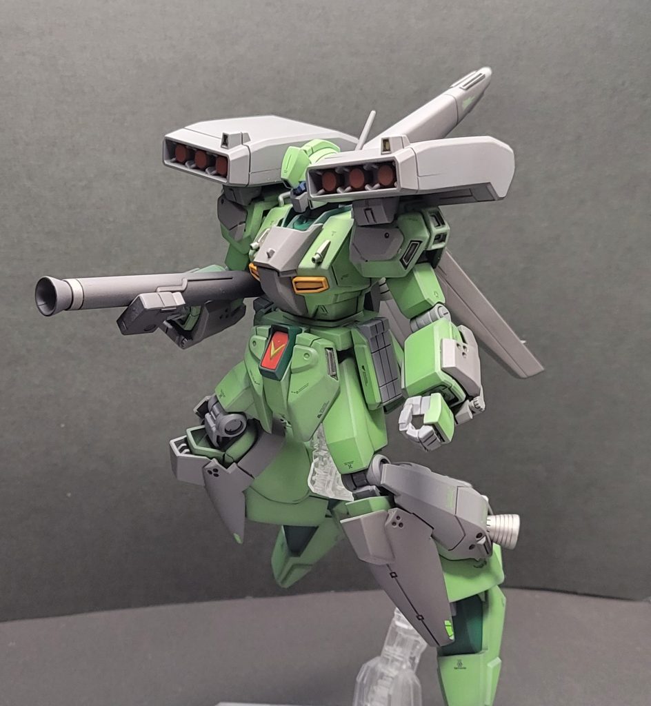 ミサイルポットの会わせ目を消すのを忘れていました！撮影後直しました。