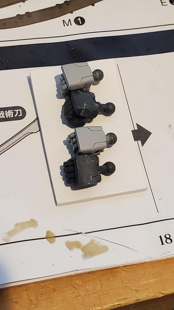 そいえば握りては作りましたビルドナックルにモールドのみ追加