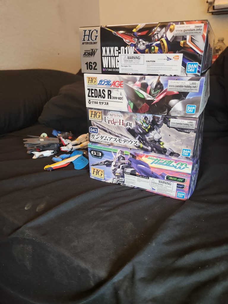 I actually use five kits including the G-Xiphos from AGE to make my kit