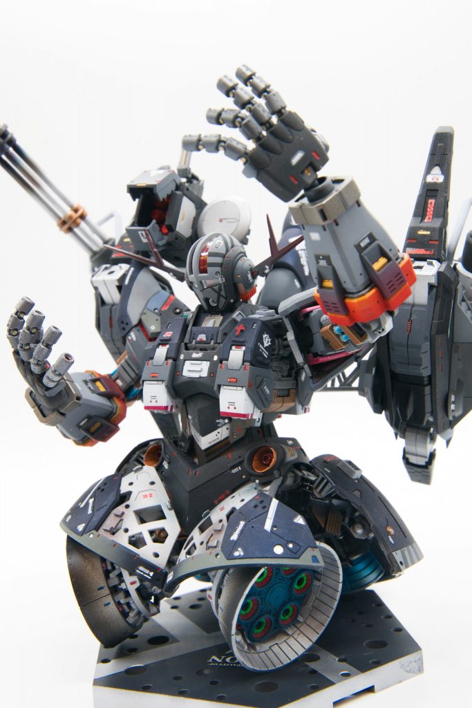 いいキットですよねー手を挙げるだけでカッコ良い...