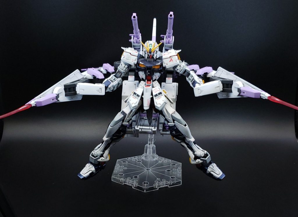 対艦用ビームソードを装備し戦艦をもぶった切ります🤭