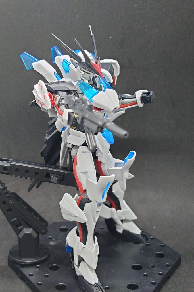 前はこんな感じです！元々ロードアストレイって細みですからどんなポーズでも合うのが良いんですよね(*´∀｀*)