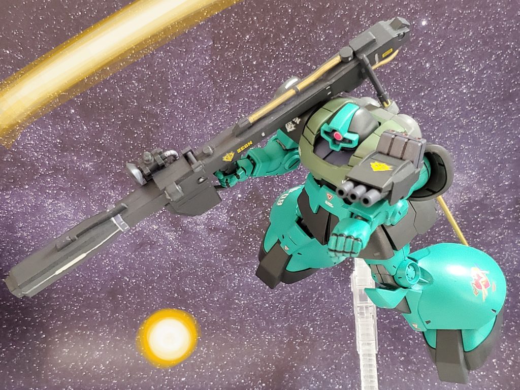 ルザル艦隊と共に第4小隊はSフィールドから侵入❗そして、サウス・バニング中尉は毛色の違うリック・ドムと交戦となる💦ドムにはマーキングが施されており、それはキシリア麾下第7師団エース部隊『Fairy Heart』のものである😱💦