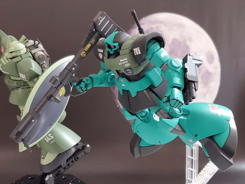 エマァ・ダイス少尉には『FairyHeart』仕様のMS-09RSリック・ドムが与えられた✨