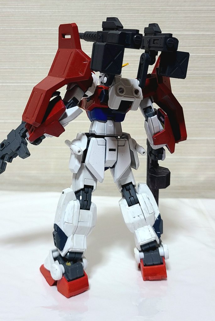 バックショットを一枚コアガンダム用のバックパックを使用してマウントしています