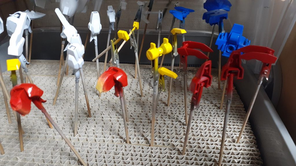 一部マスキングして塗り分けました