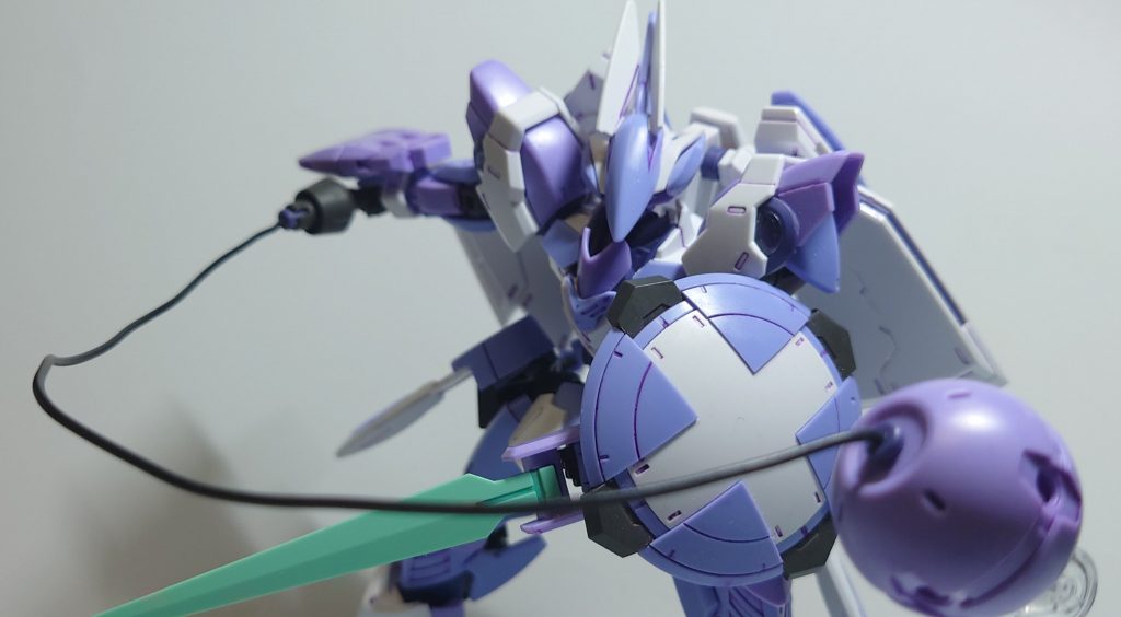 べギルベウの背中のソルディオスオービット（違う）を何か生かせないか考えた結果リードを駆使してフレイルのようなガンダムハンマーのような武装が誕生。