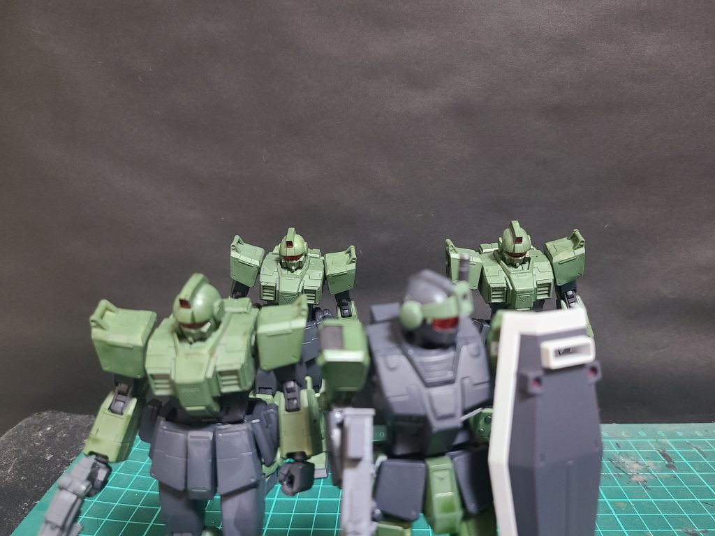 隊長命令でδの命令を聞くことになったハウンドδ「こえー…後ろから撃たれたりしないよな…」