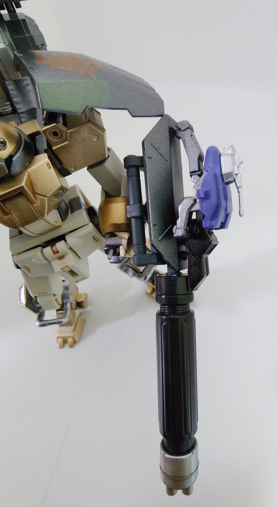 何気に鉄血のモビルワーカーを取り付けてます。