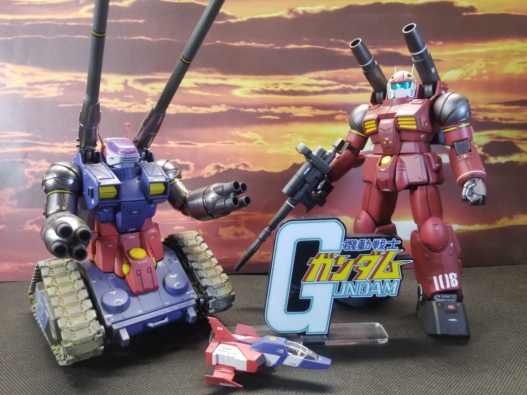 最後は過去作のガンタンクと記念撮影。主役がおりませんが🤣この二機はもっと陽の目があたってもいいと思いますねっ👍長文&最後までご覧頂きありがとーございましたっ🙇