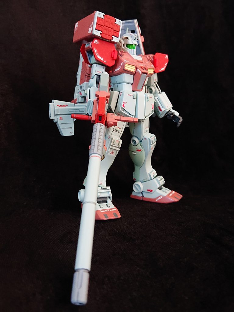 このロングライフル好き。肩のミサイルポットも好き。そのほか、漢のロマンをたっぷり詰め込みました😁