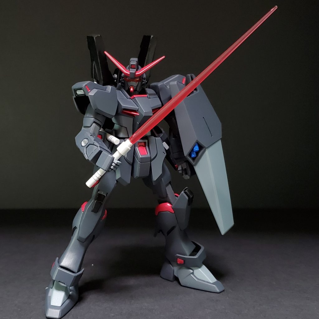 ビームサーベル構え。