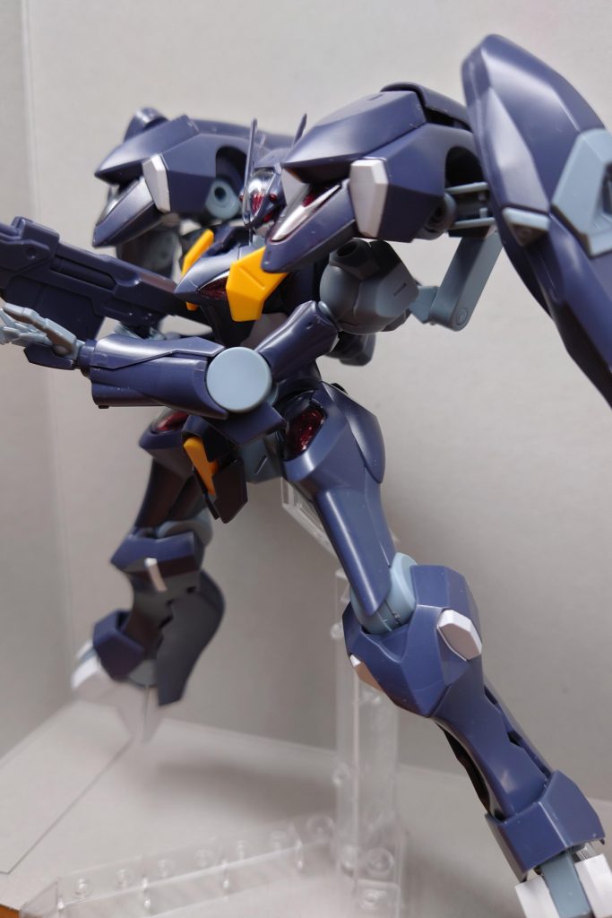 ガンダムファラクト–3枚目/制作者：やっさん山菜