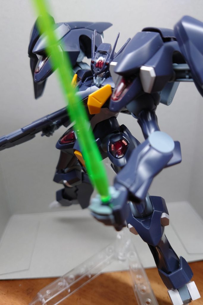 ガンダムファラクト–4枚目/制作者：やっさん山菜