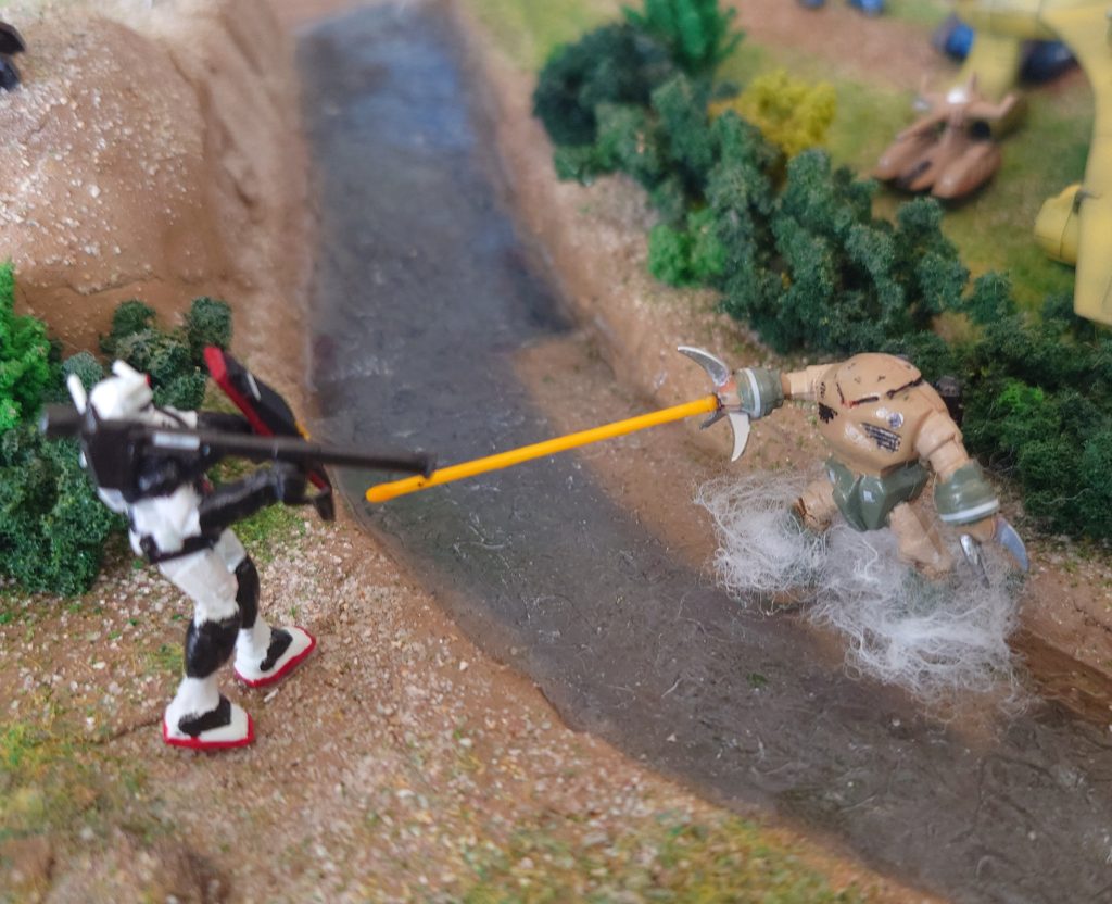 プロガンvsズコック(ユニコーンカラー)