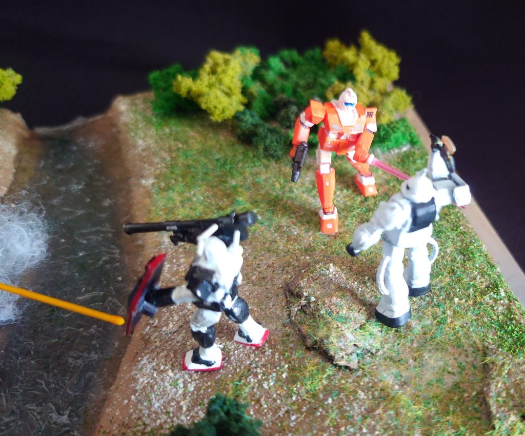 ジム・ライトアーマーvsサグⅡ(SM)