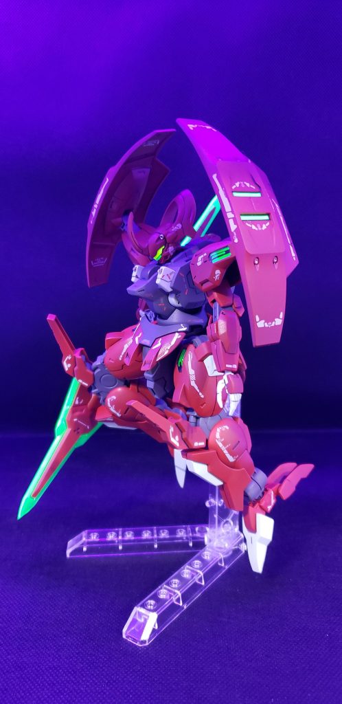 蛍光シールなるもので光らせて見た(*´・д・)*´｡_｡)ｩﾐｭ