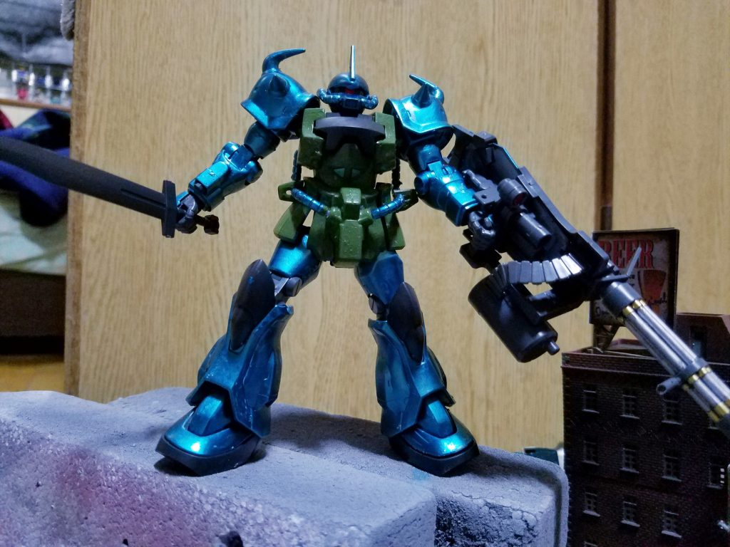 グフカスタム(俺の塗装)–3枚目/制作者：@maakonamakemon