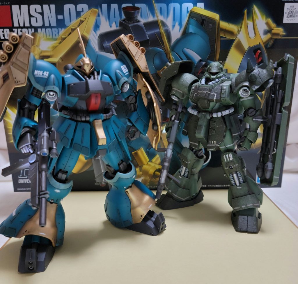 JAGD DOGAはボディカラーにゴールドが入ってる分、華やかですね。量産型にはない特別感があります。イイネ! 噂通り逆シャアのMSは完成度高いっす。出来上がった時の満足感ハンパないっす! 2022年の良い締めプラになりました。作って良かったぁ。バンナム様ありがとうございました! ガンスタやってて楽しかったぁ。ガンスタ様ありがとうございました! そして皆様、良いお年をっ!